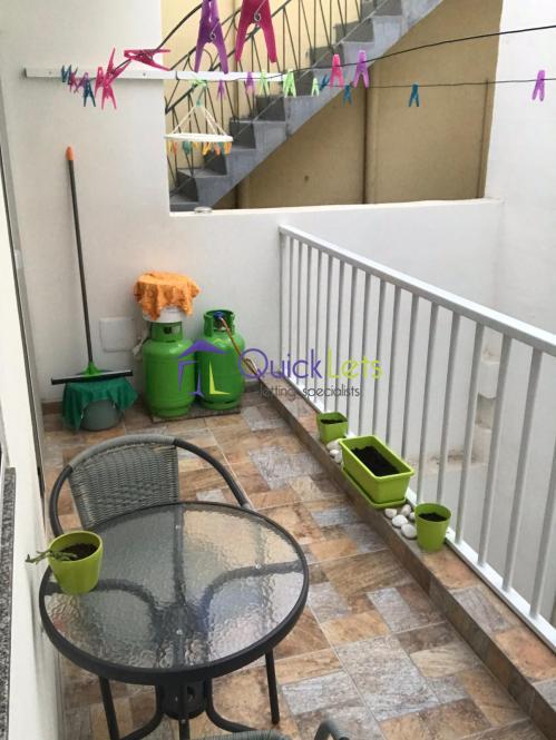 Apartments in Paola - Image 6