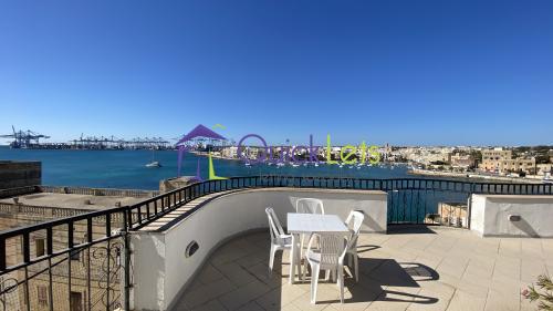 Penthouses in Birzebbuga - Image 3
