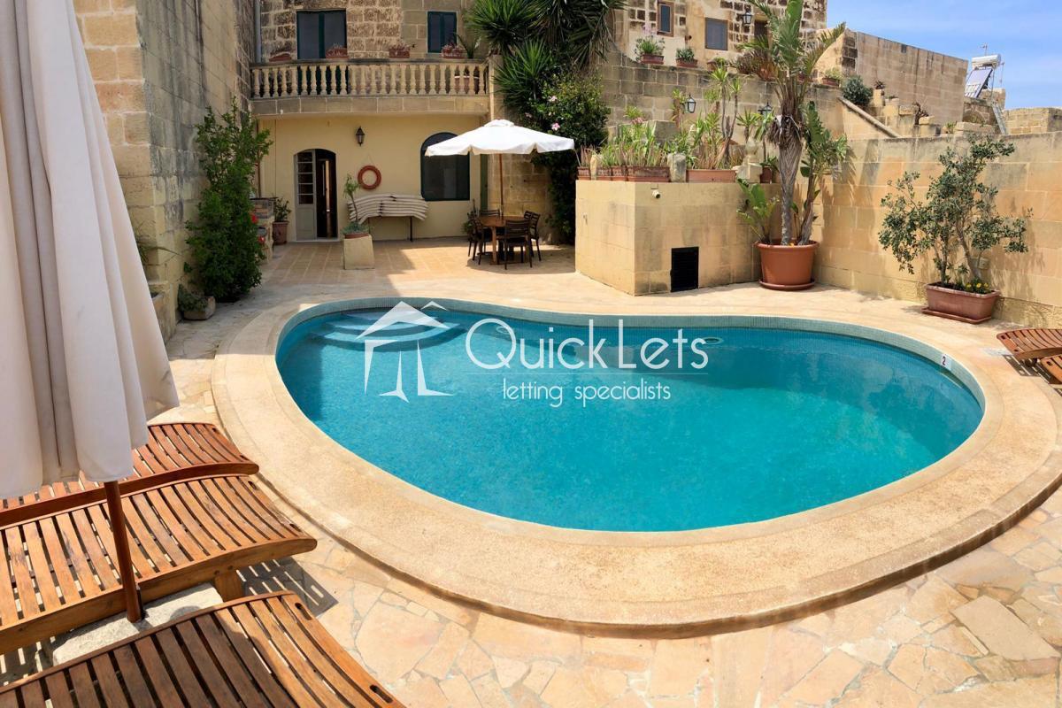 Property in Gozo - Gharb