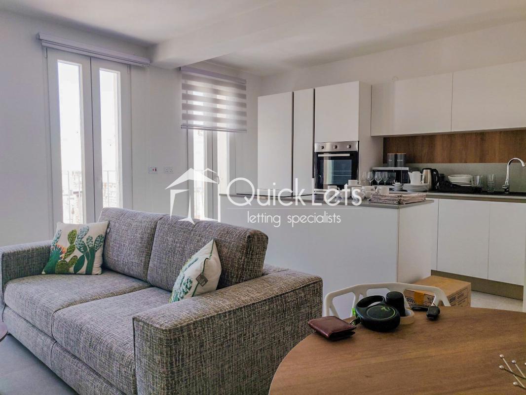 Apartments in Gzira - Image 3
