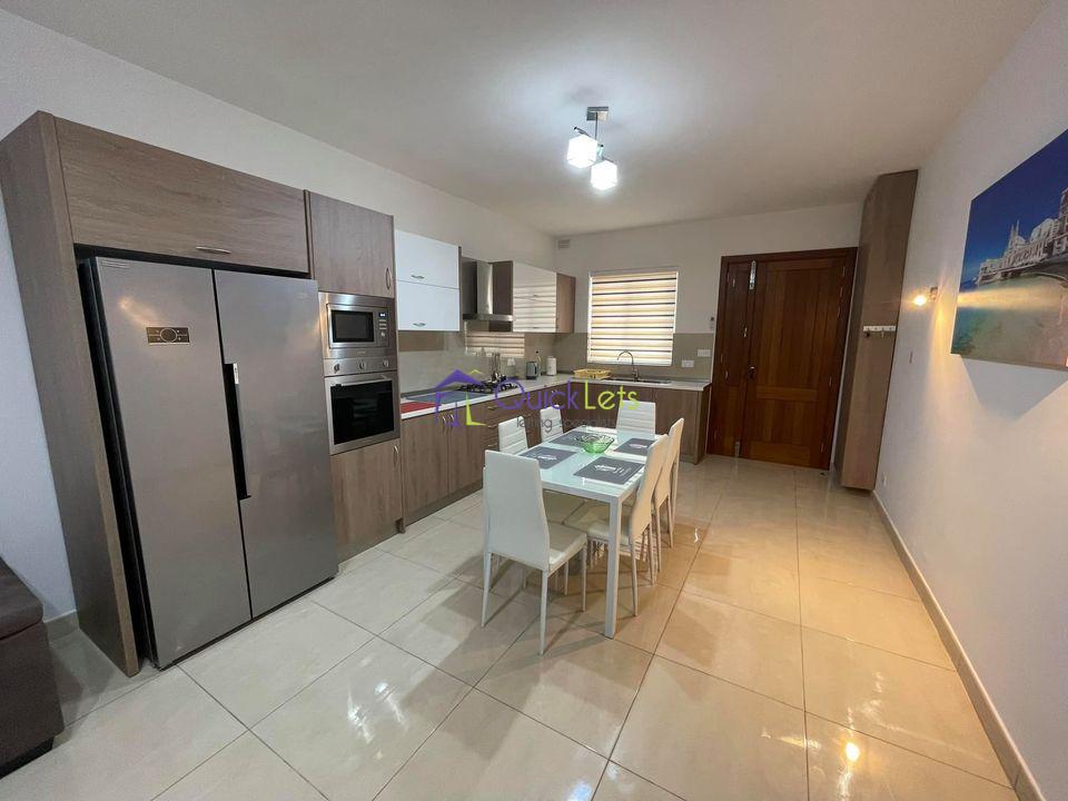 Property in Zebbug