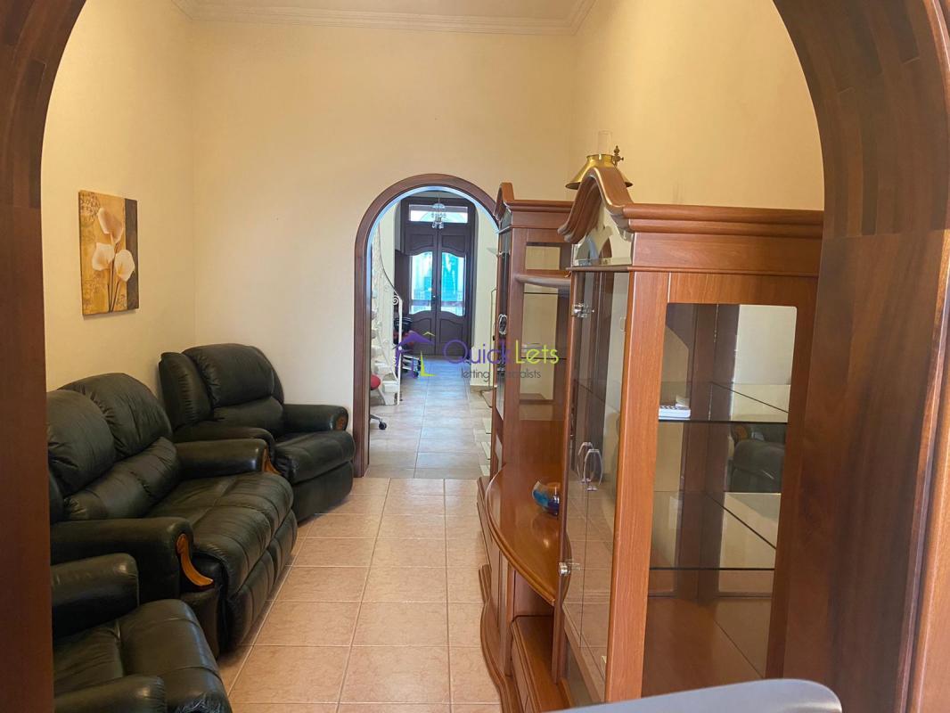 Townhouses in Birkirkara - Image 4