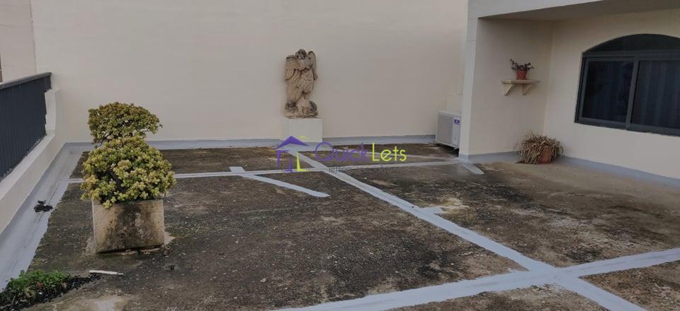 Property in Naxxar
