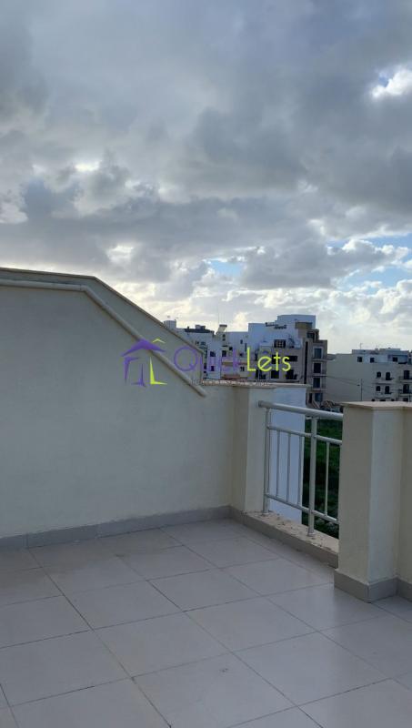 Penthouses in Xemxija - Image 6
