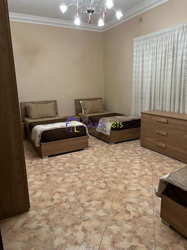 Apartments in Paola - Image 4