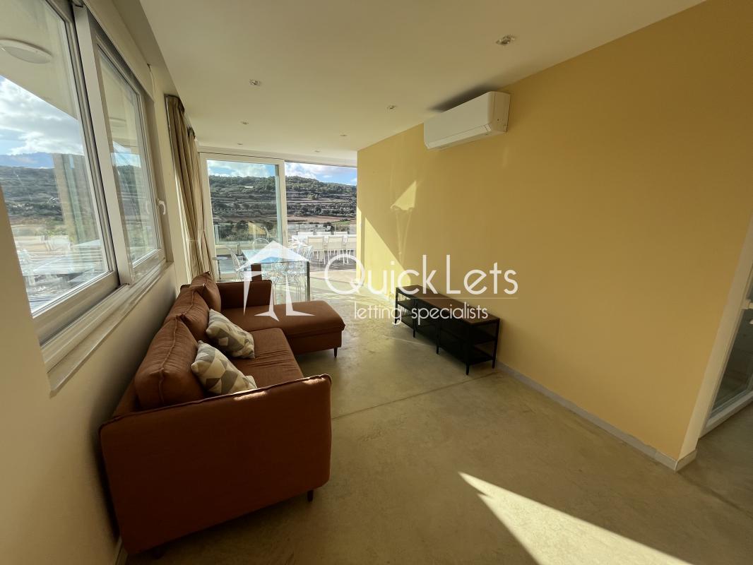 Penthouses in Xemxija - Image 2