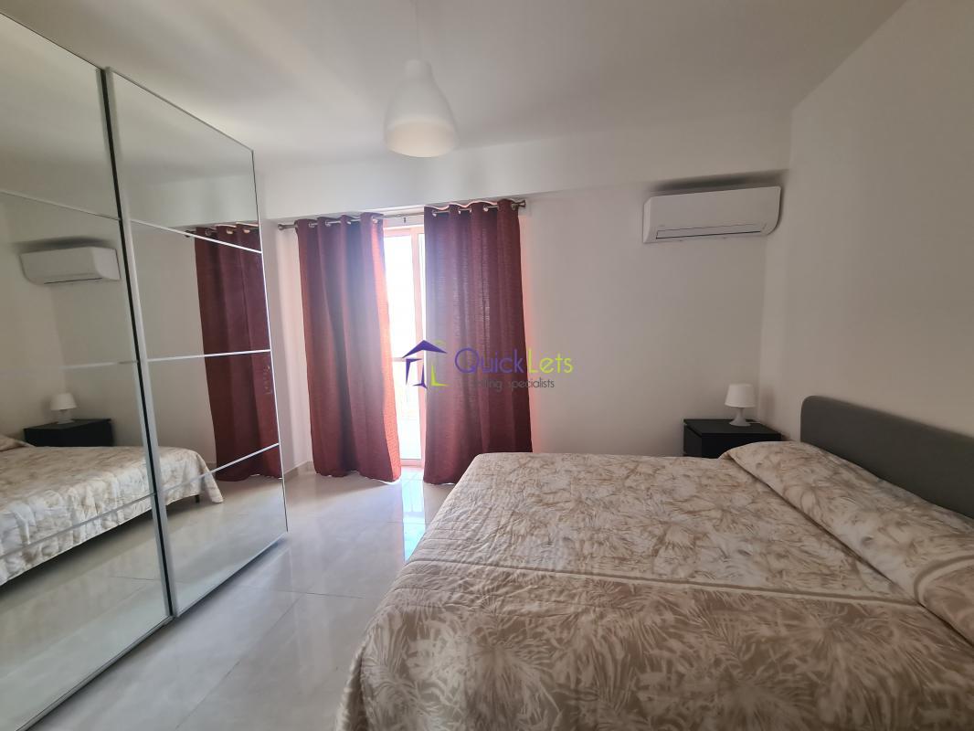 Apartments in Gzira - Image 4