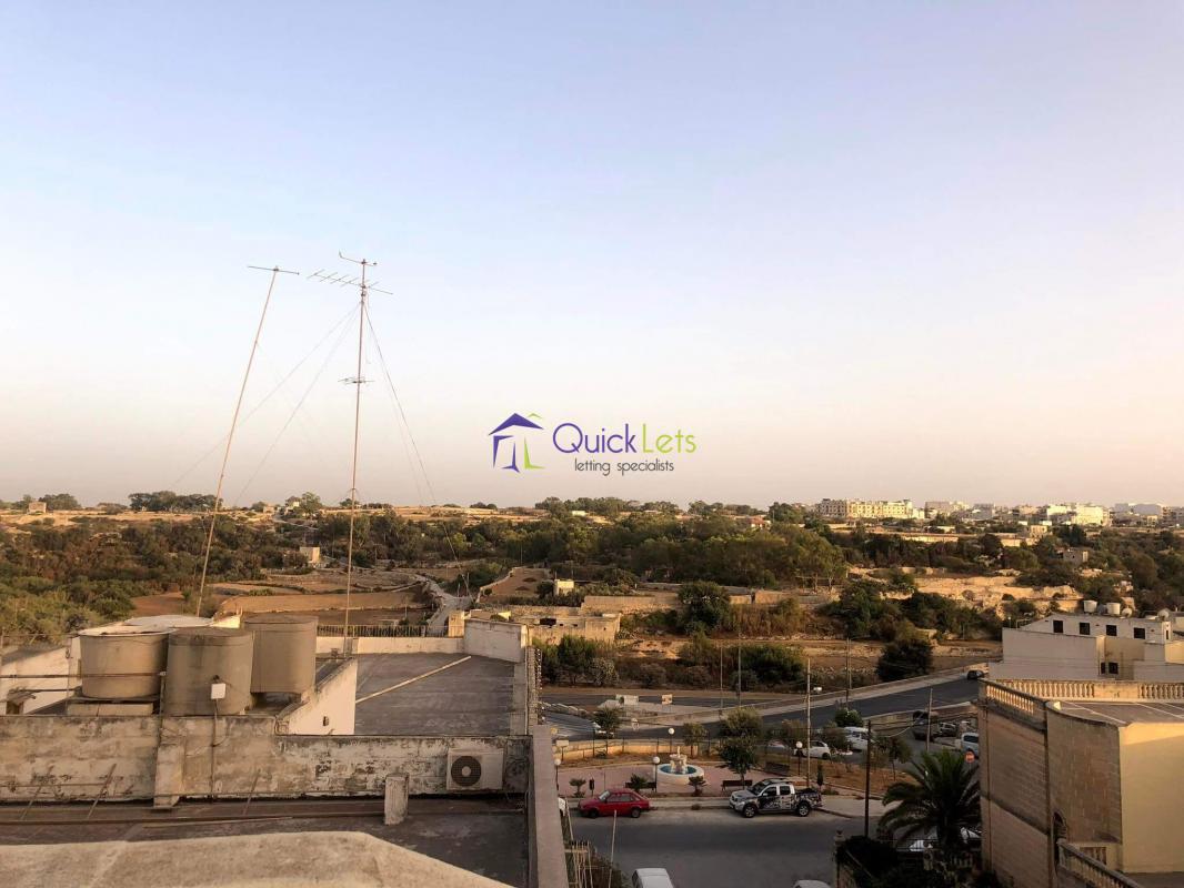 Property in Zebbug