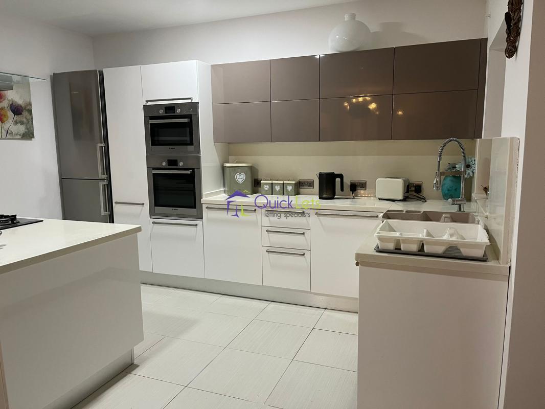 Property in Santa Venera