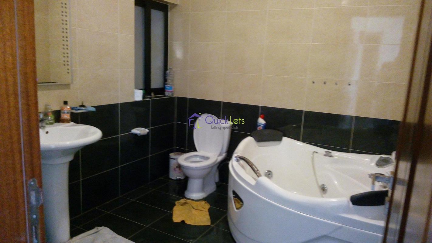 Apartments in Gzira - Image 3