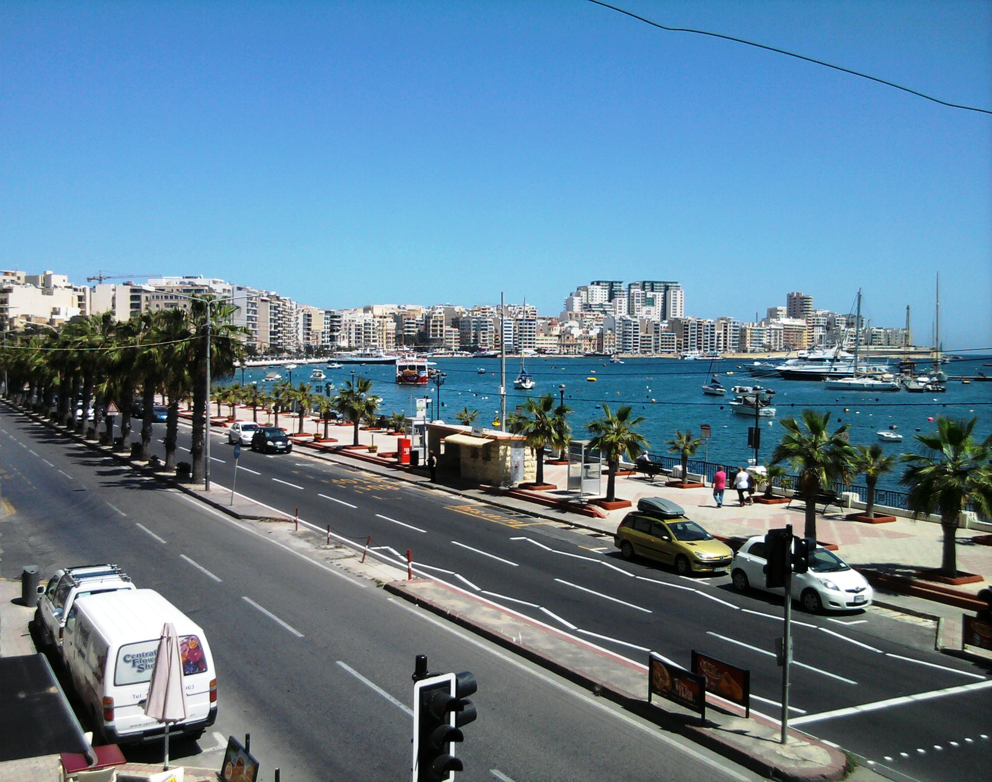Apartments in Gzira - Image 2