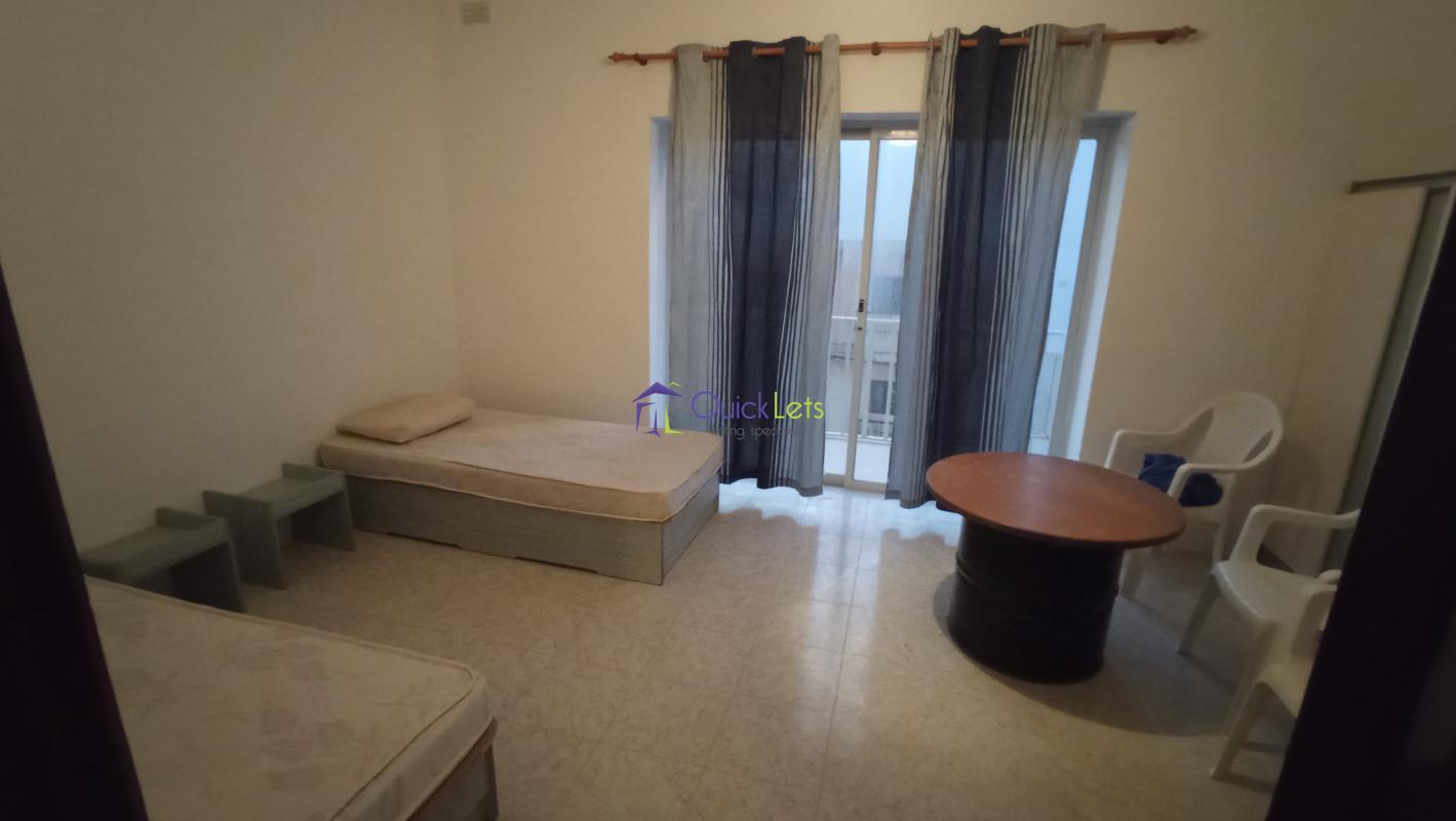 Apartments in Xemxija - Image 4