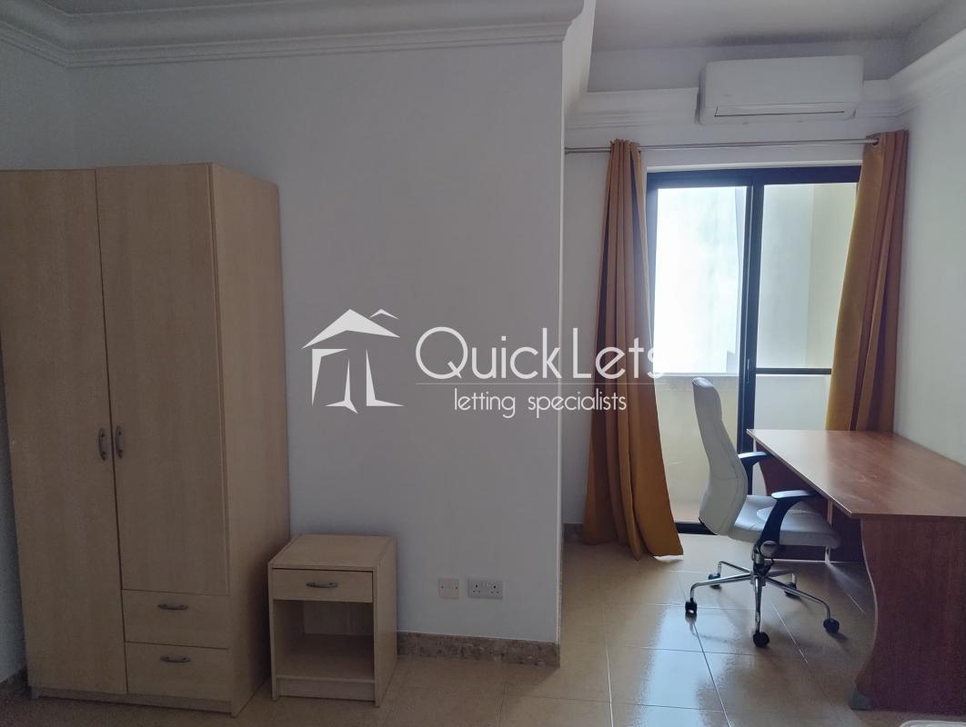 Apartments in Pieta - Image 6