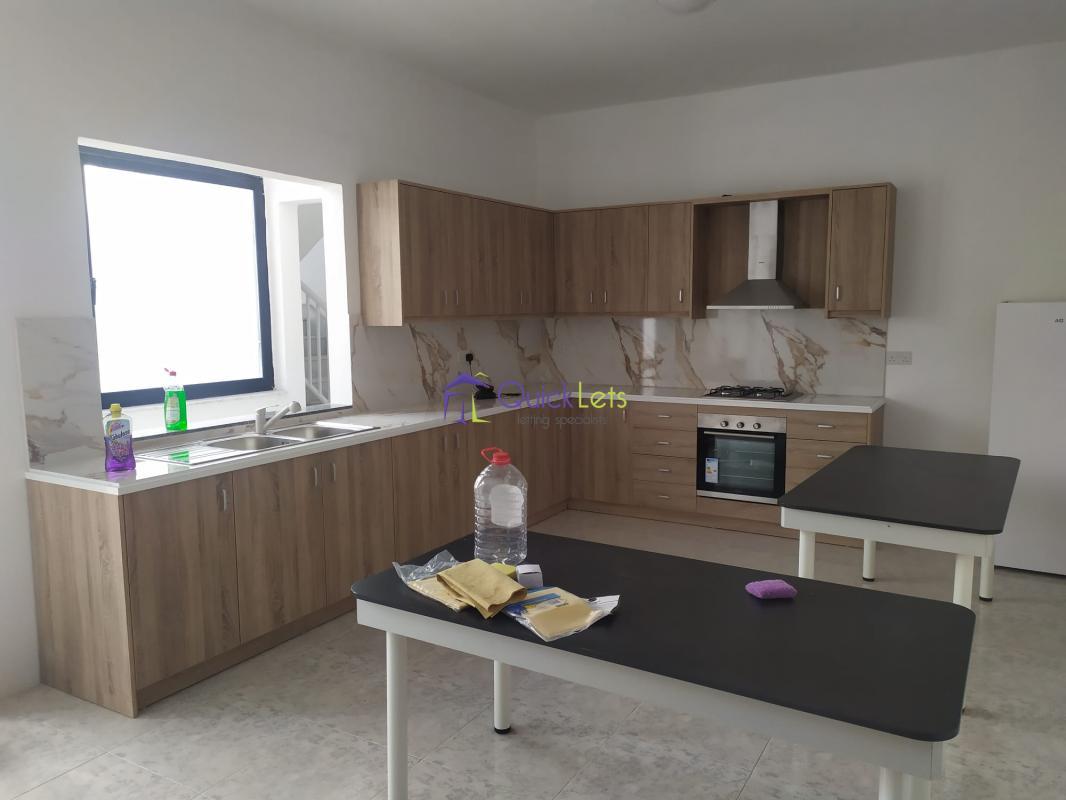 Property in Zebbug