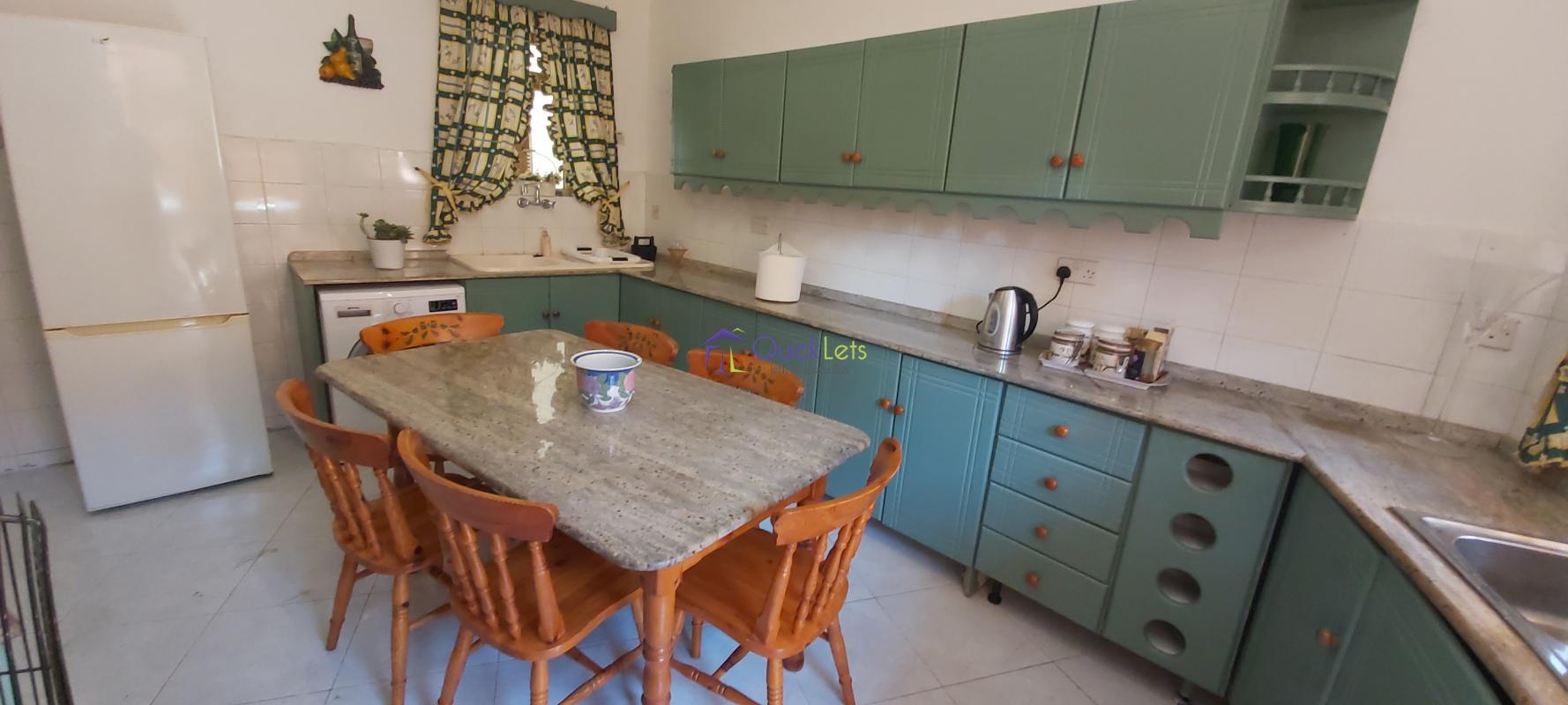 Apartments in Pieta - Image 4