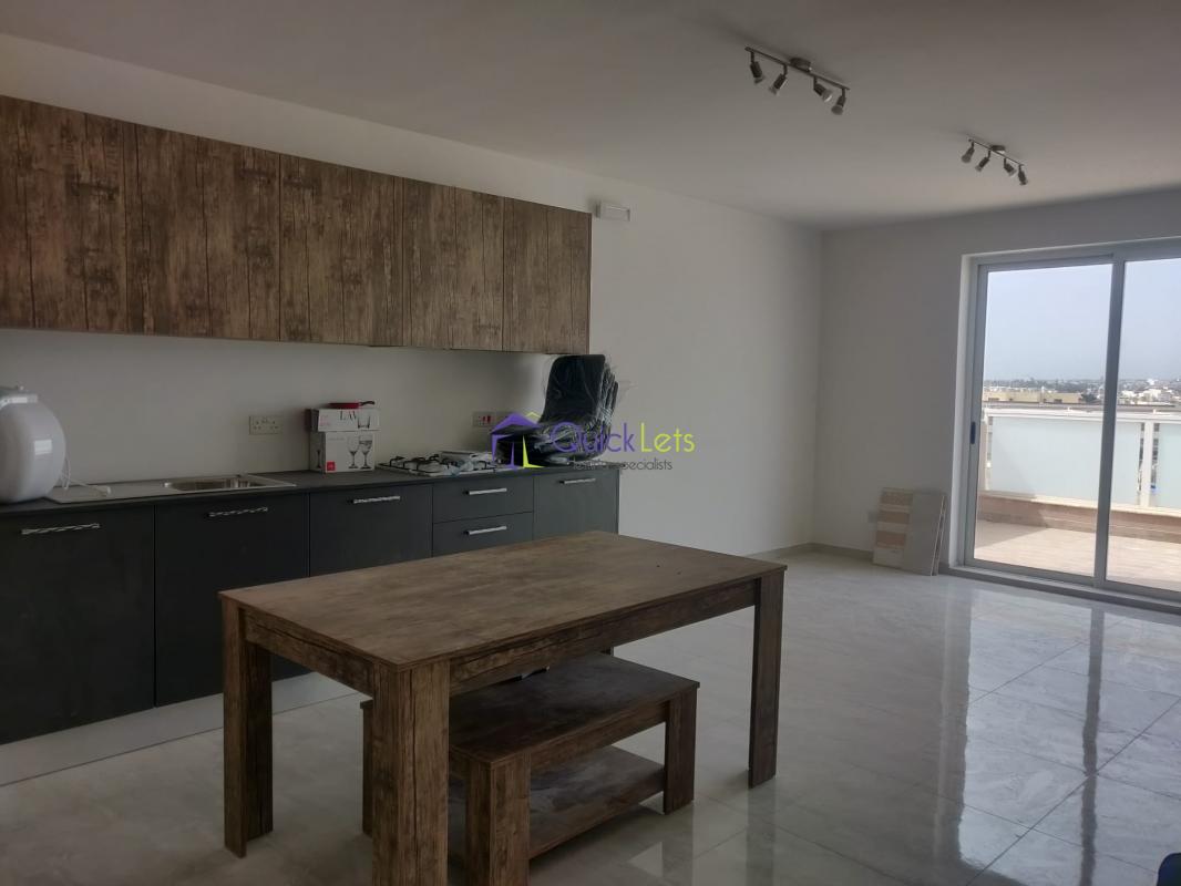 Penthouses in Paola - Image 2