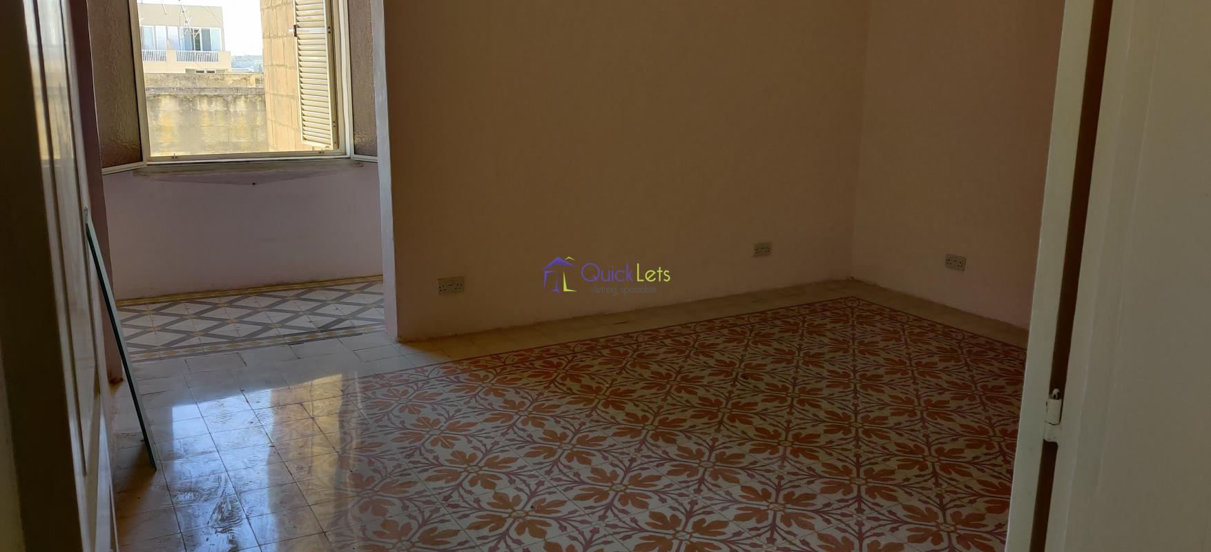 Townhouses in Sliema - Image 6