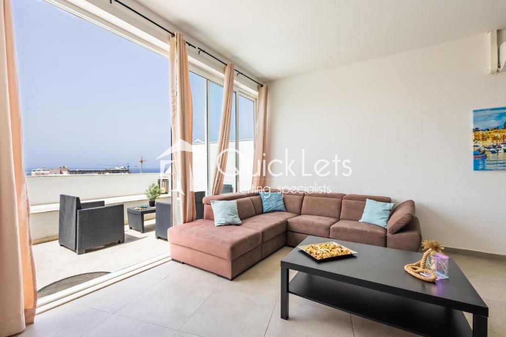 Property in Qawra