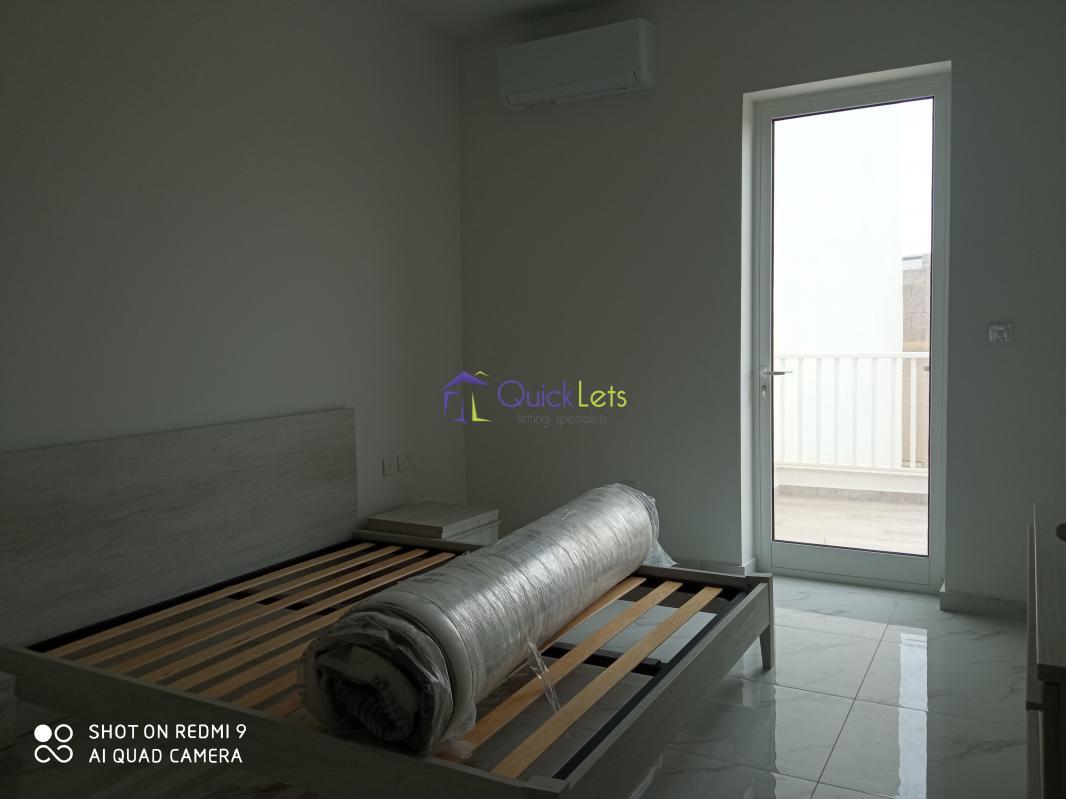 Penthouses in Santa Venera - Image 4