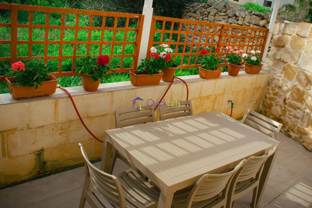 Farmhouses in Mosta - Image 3