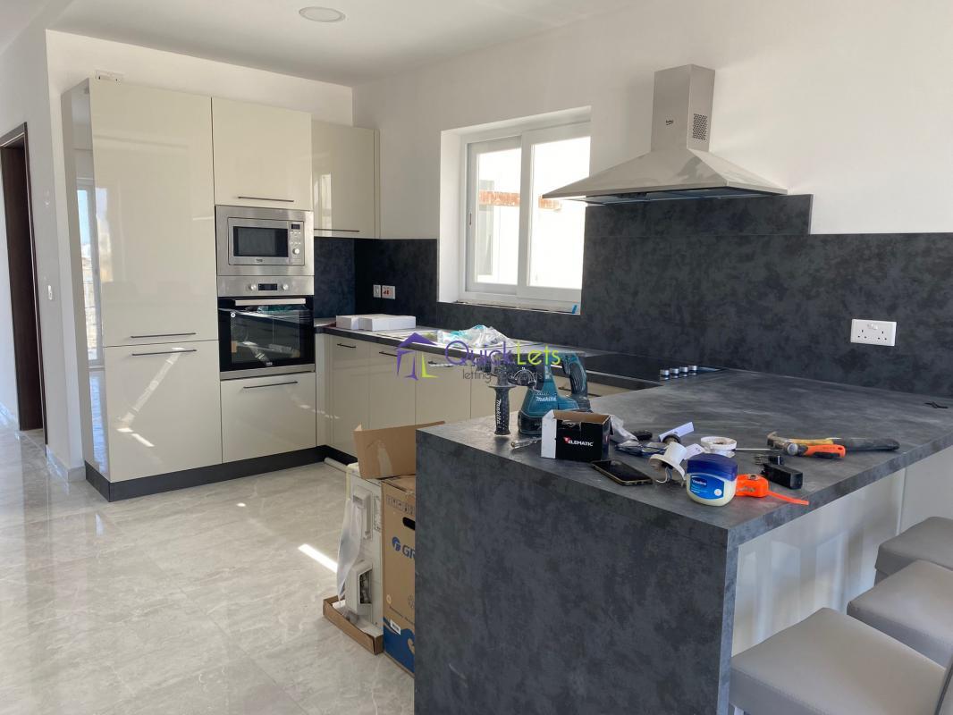 Property in Zebbug