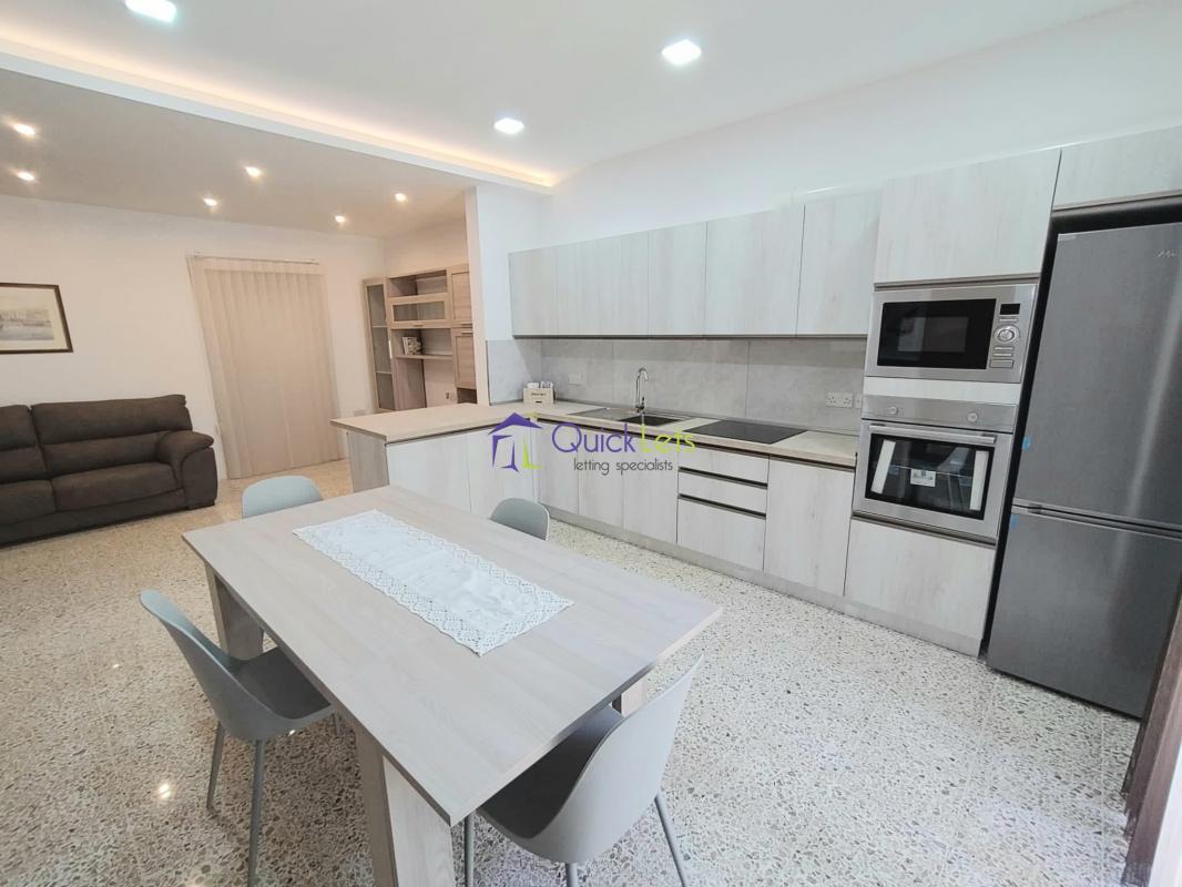 Property in Zebbug