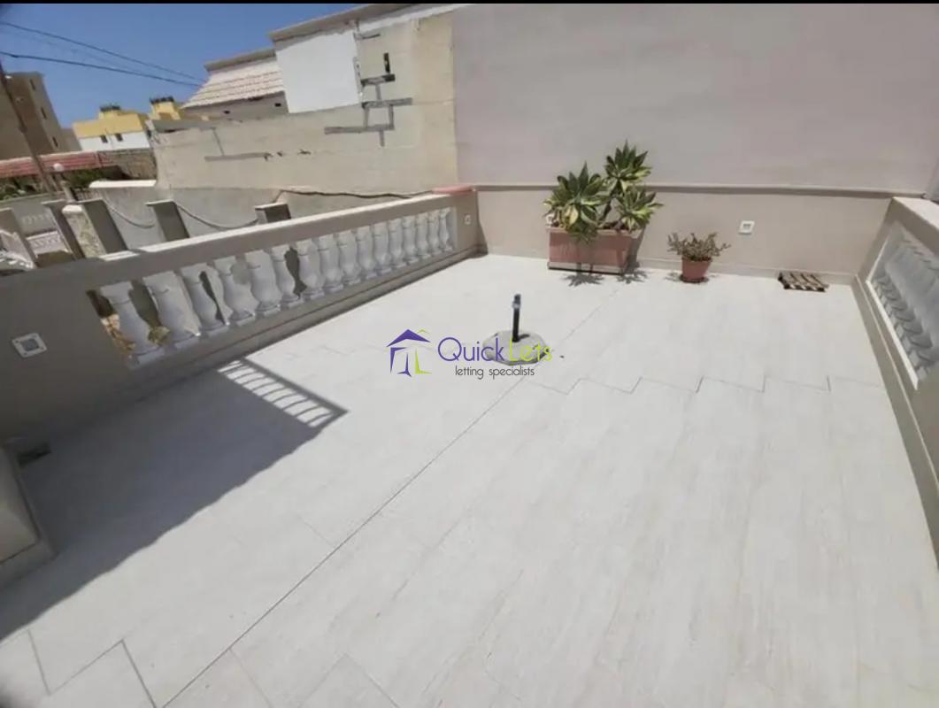 Bungalows in Qawra - Image 4