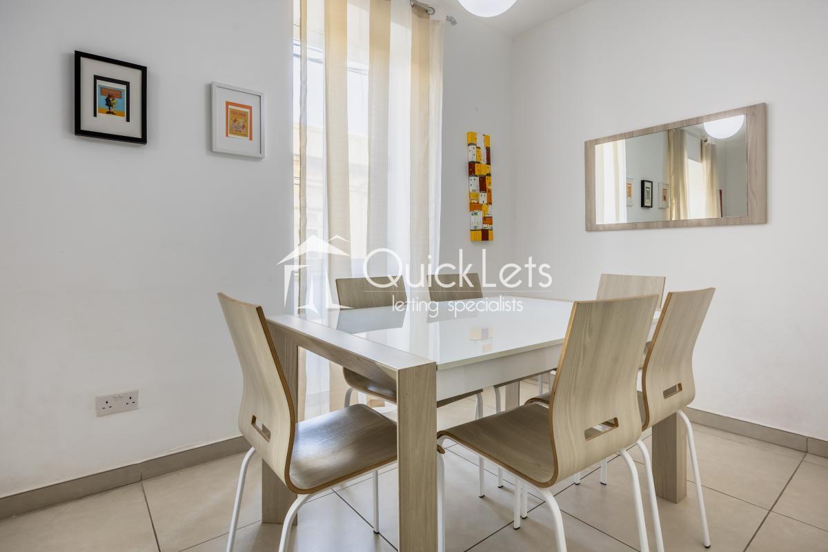 Rooms in Gzira - Image 3
