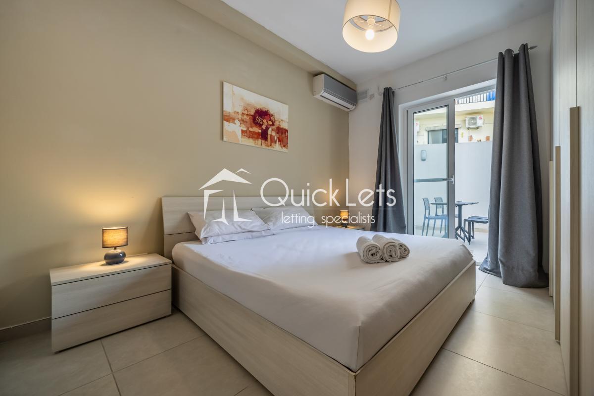 Rooms in Gzira - Image 6
