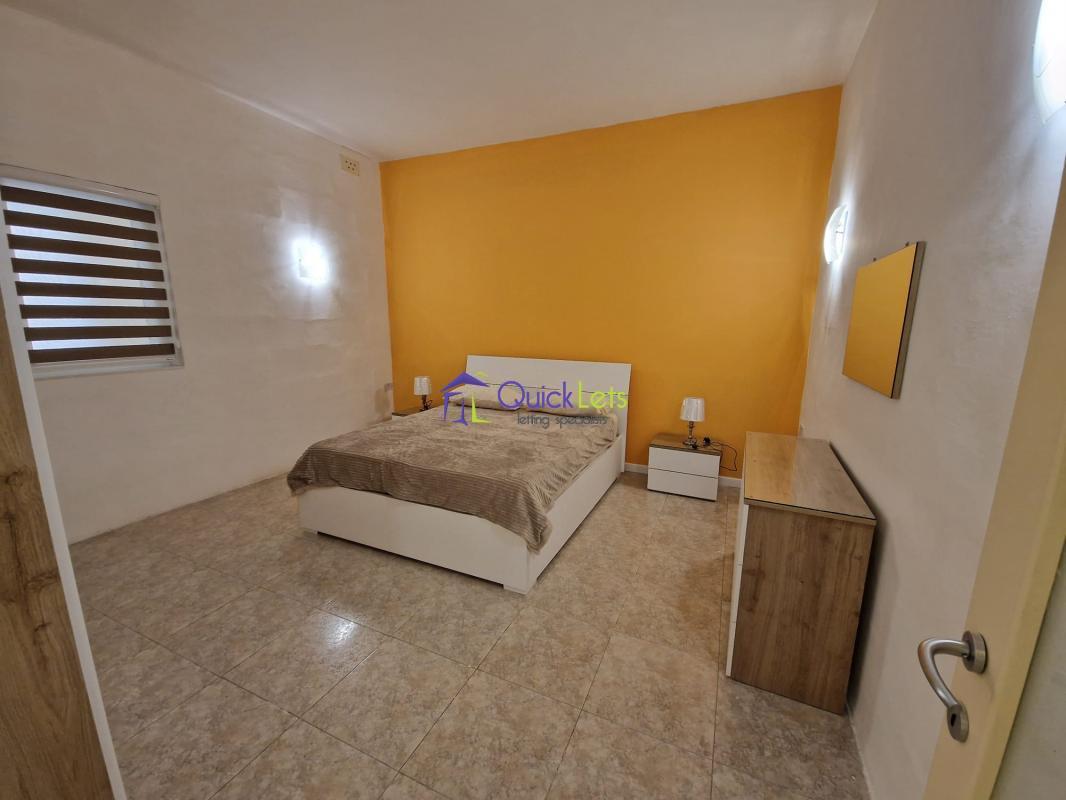 Rooms in Hamrun - Image 5