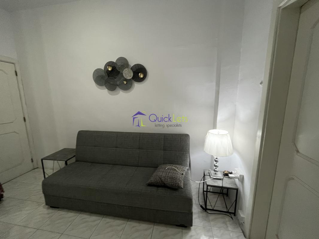 Rooms in Sliema - Image 5