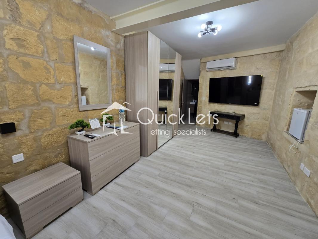 Townhouses in Birkirkara - Image 6