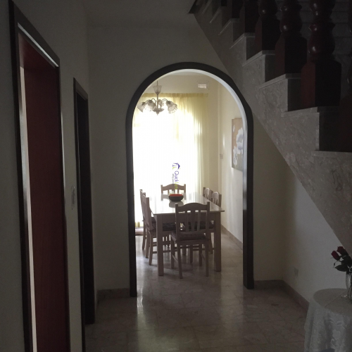 Property in Iklin