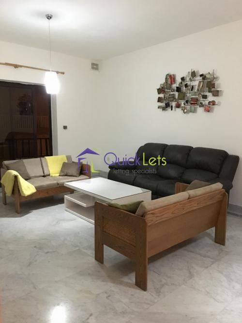 Rooms in Gzira - Image 4