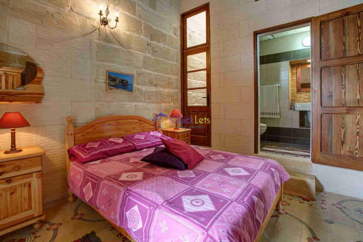 Farmhouses in Gozo - Kercem - Image 6