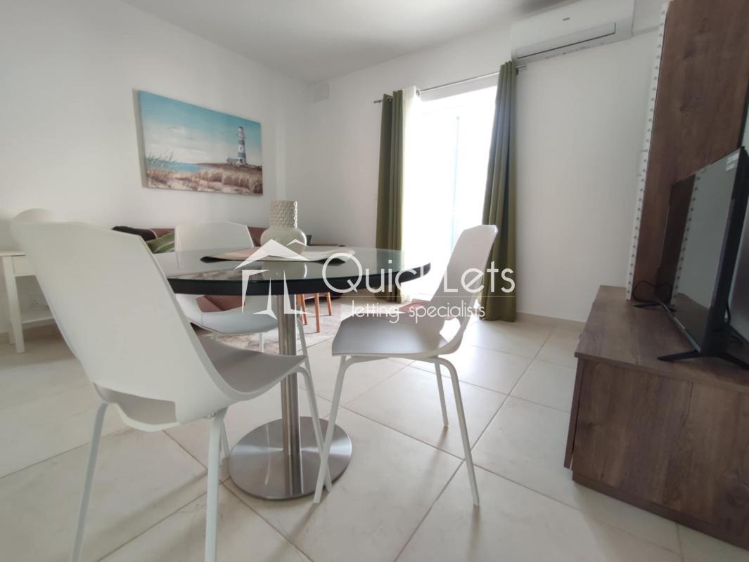 Apartments in Xemxija - Image 4
