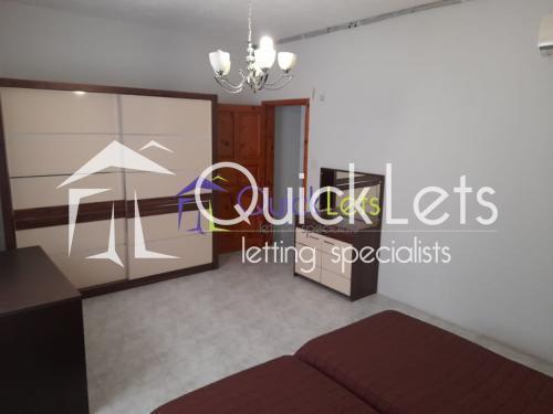 Rooms in Gzira - Image 6
