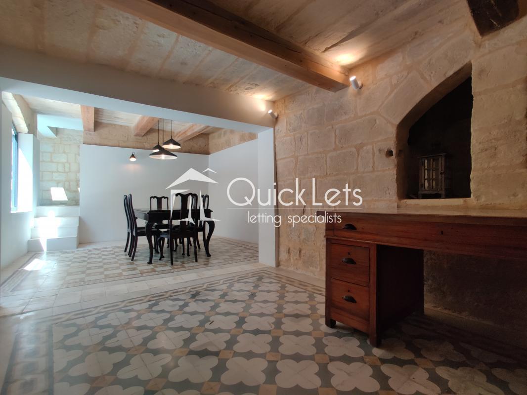 House of Character in Zebbug - Image 2