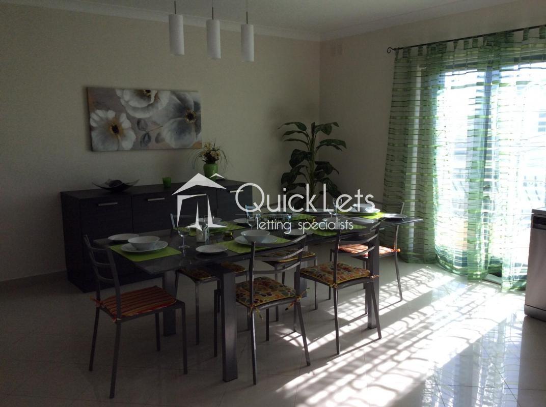 Rooms in Attard - Image 6