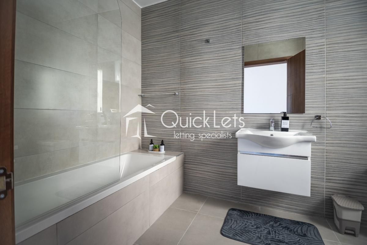 Penthouses in Gzira - Image 6