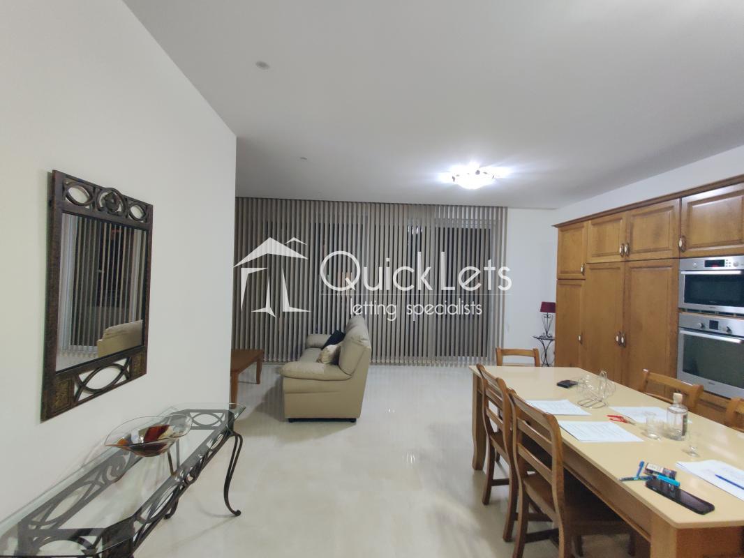 Apartments in Qawra - Image 2
