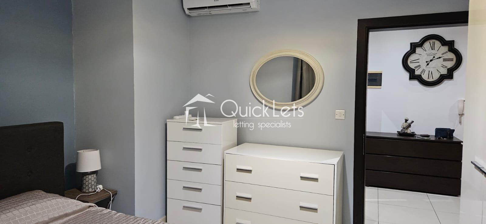 Rooms in Gzira - Image 6