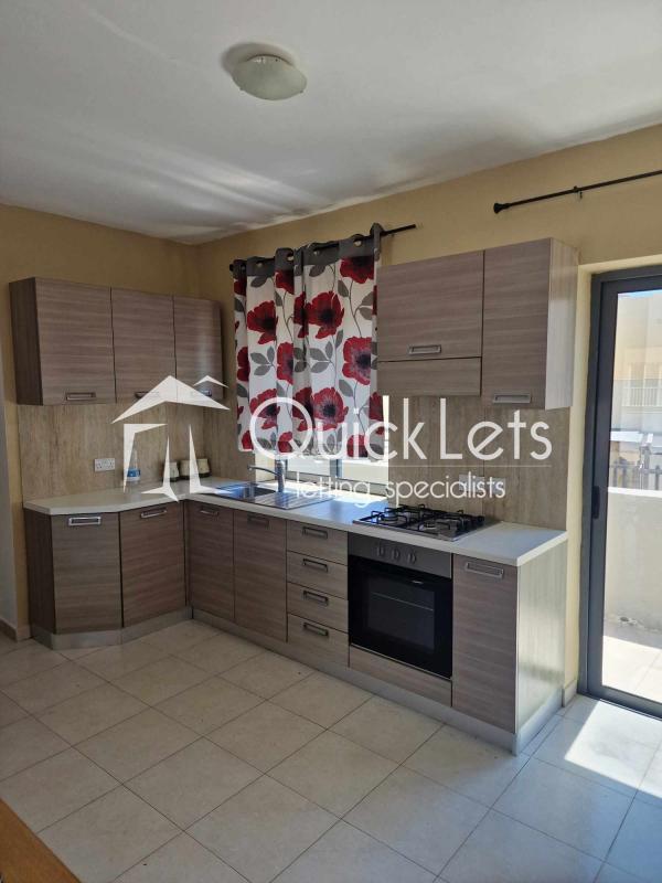Property in Qawra