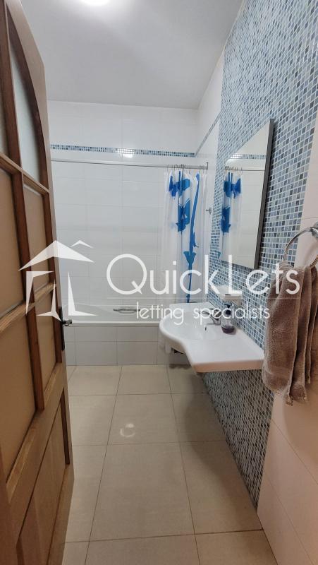 Rooms in Sliema - Image 4