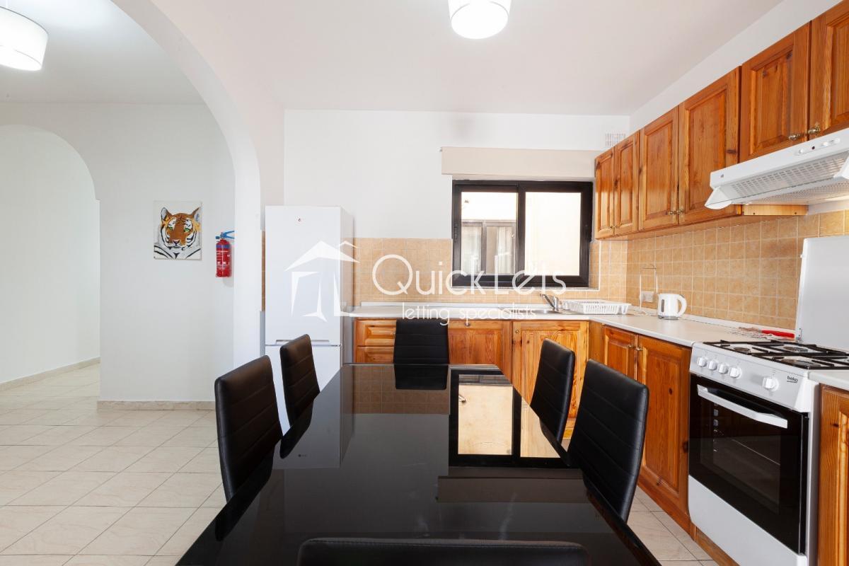 Rooms in Sliema - Image 2
