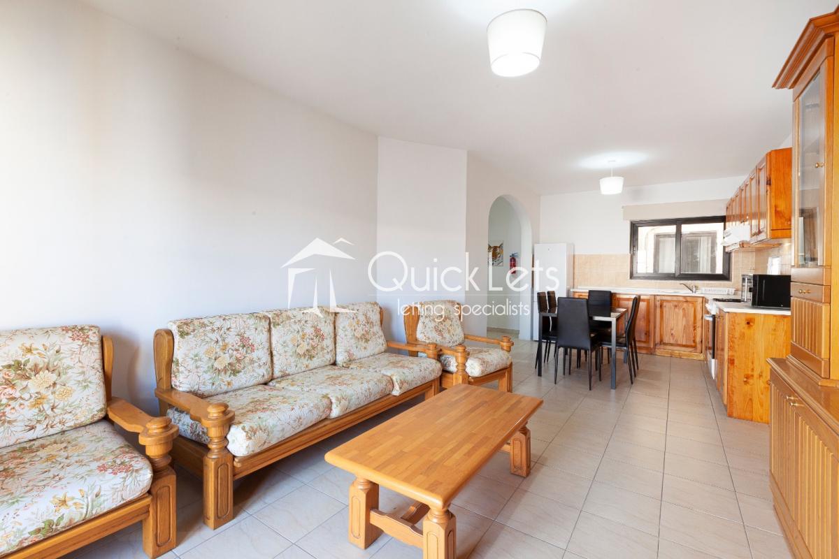 Rooms in Sliema - Image 4