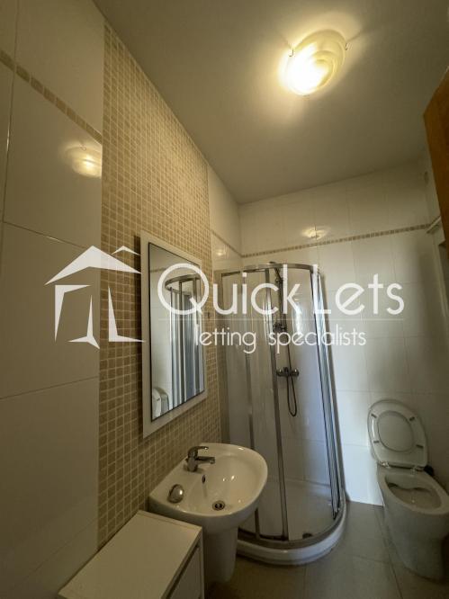 Rooms in Sliema - Image 5