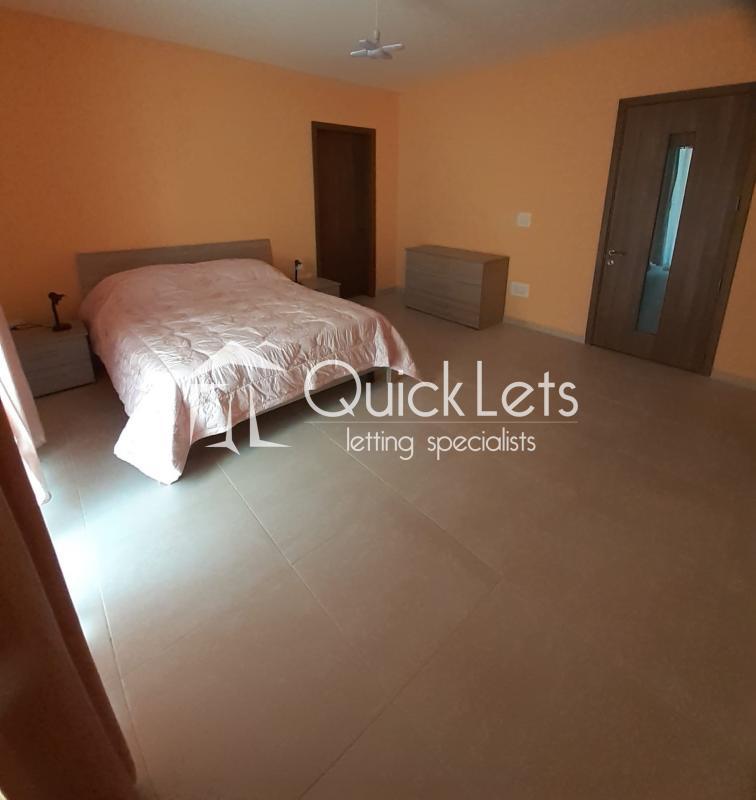 Rooms in Naxxar - Image 6