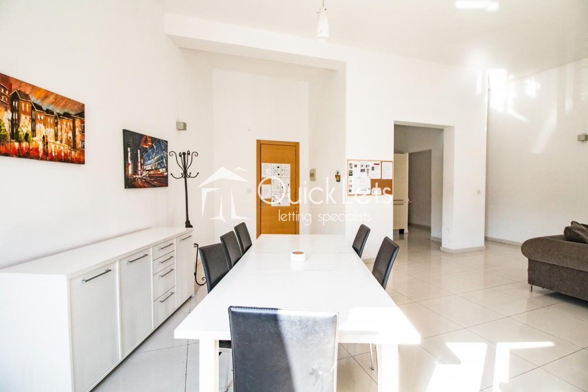 Rooms in St. Julians - Image 4