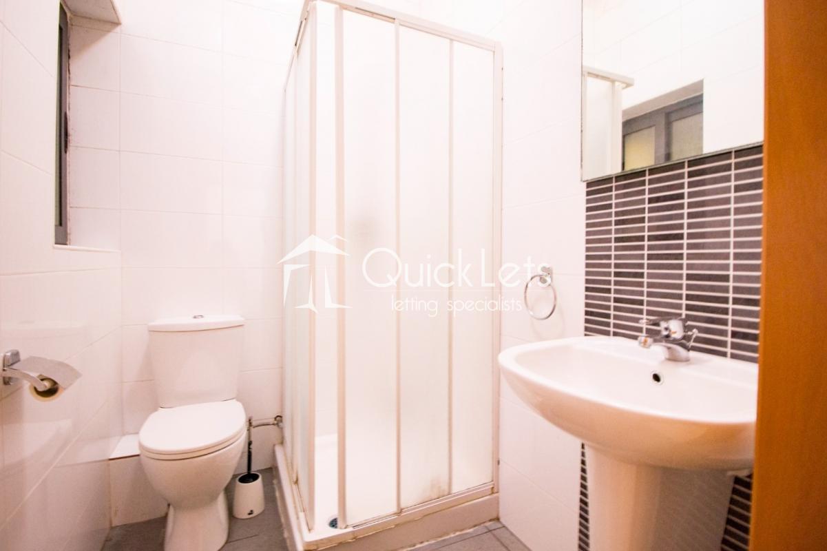 Rooms in St. Julians - Image 5